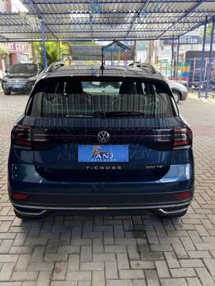 VOLKSWAGEN-T-CROSS-2023