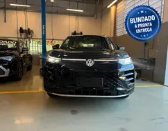 VOLKSWAGEN TIGUAN 2.0 350 TSI GASOLINA R-LINE 4MOTION AUTOMÁTICO VOLKSWAGEN TIGUAN 2.0 350 TSI GASOLINA R-LINE 4MOTION AUTOMÁTICO