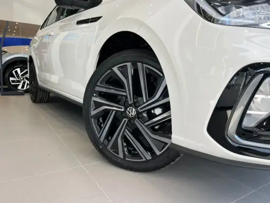 VOLKSWAGEN-VIRTUS-1.4 250 TSI EXCLUSIVE AUTOMÁTICO VOLKSWAGEN-VIRTUS-2025