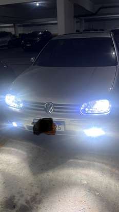 VOLKSWAGEN-GOLF-2000