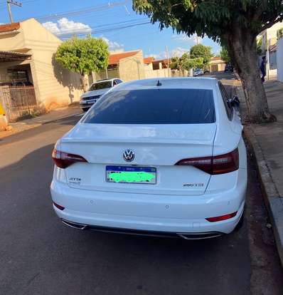 VOLKSWAGEN-JETTA-1.4 250 TSI TOTAL FLEX R-LINE TIPTRONIC VOLKSWAGEN-JETTA-2020
