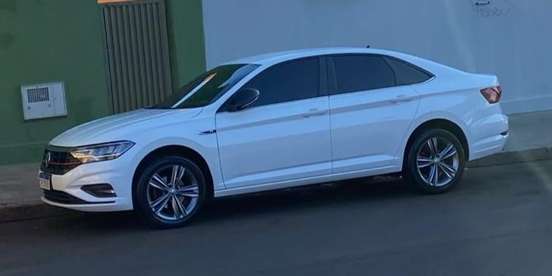 VOLKSWAGEN-JETTA-2020