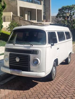 VOLKSWAGEN KOMBI 1.4 MI STD LOTAÇÃO 8V FLEX 3P MANUAL