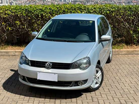 VOLKSWAGEN-POLO-1.6 MI 8V FLEX 4P MANUAL VOLKSWAGEN-POLO-2011