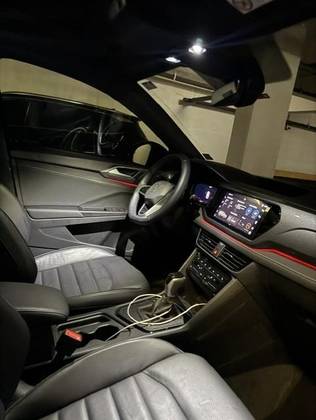 VOLKSWAGEN TAOS 1.4 250 TSI TOTAL FLEX HIGHLINE AUTOMÁTICO