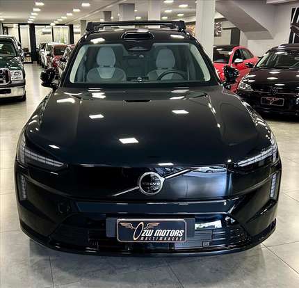 VOLVO-EX90-2025