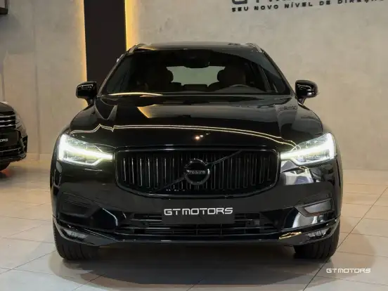 VOLVO-XC60-2.0 T5 GASOLINA MOMENTUM AWD GEARTRONIC VOLVO-XC60-2020