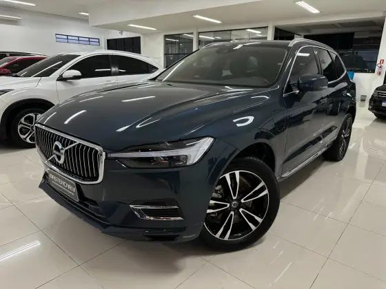 VOLVO XC60 2.0 T8 HYBRID MOMENTUM AWD GEARTRONIC VOLVO XC60 2.0 T8 HYBRID MOMENTUM AWD GEARTRONIC