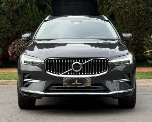 VOLVO-XC60-2024