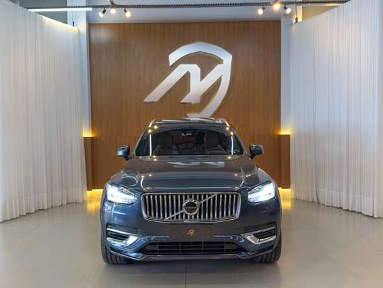 VOLVO-XC90-2022