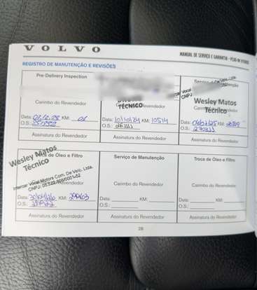 VOLVO-XC60-2023