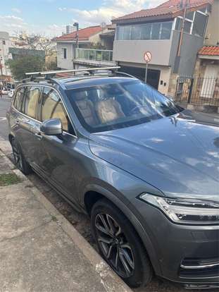 VOLVO-XC90-2017