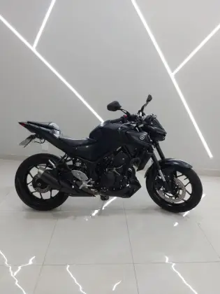 YAMAHA MT-03 ABS YAMAHA MT-03 ABS