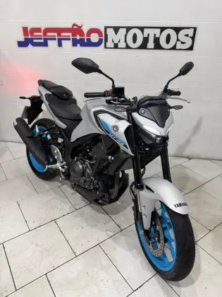 YAMAHA MT-03 CONNECTED ABS 