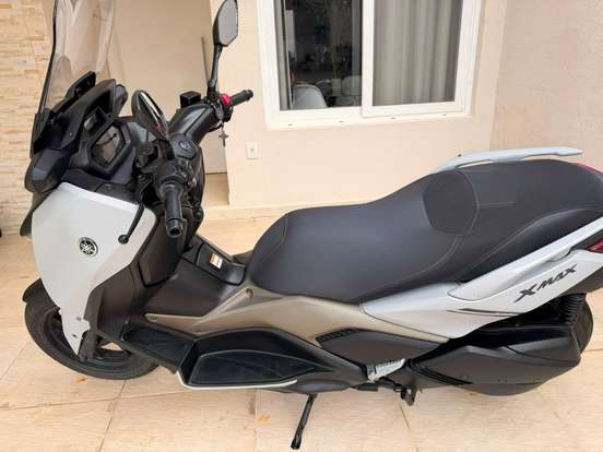 YAMAHA-XMAX 250 CONNECTED ABS-2025
