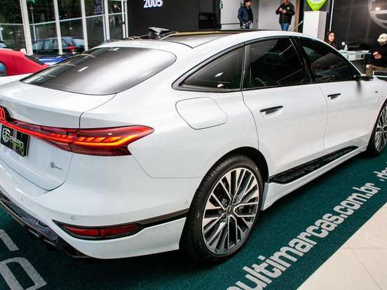AUDI-A6 E-TRON-100 KW ELÉTRICO SPORTBACK PERFORMANCE BLACK AUDI-A6 E-TRON-2025