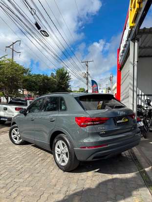 AUDI-Q3-2020