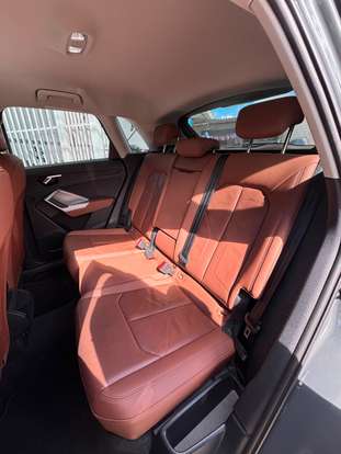 AUDI-Q3-2020
