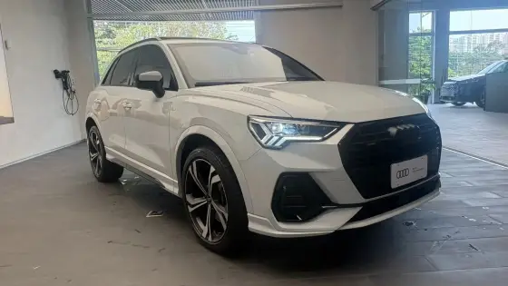 AUDI Q3 2.0 40 TFSI GASOLINA PERFORMANCE BLACK PLUS QUATTRO TIPTRONIC AUDI Q3 2.0 40 TFSI GASOLINA PERFORMANCE BLACK PLUS QUATTRO TIPTRONIC