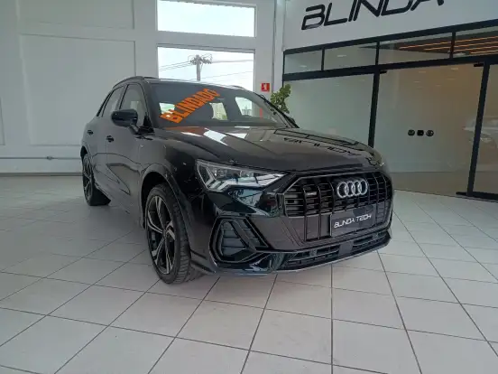 AUDI-Q3-2023