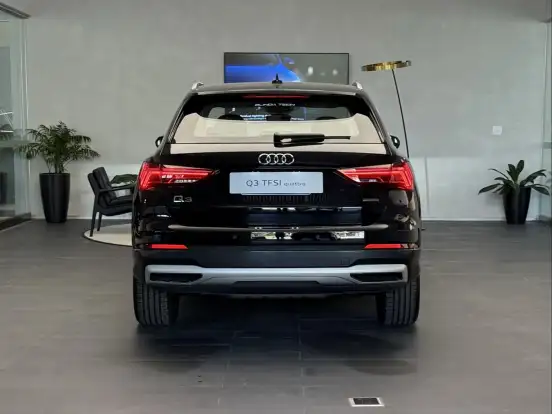 AUDI-Q3-2.0 40 TFSI GASOLINA PERFORMANCE QUATTRO TIPTRONIC AUDI-Q3-2024
