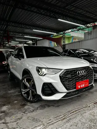 AUDI Q3 2.0 40 TFSI GASOLINA SPORTBACK PERFORMANCE BLACK PLUS QUATTRO TIPTRONIC