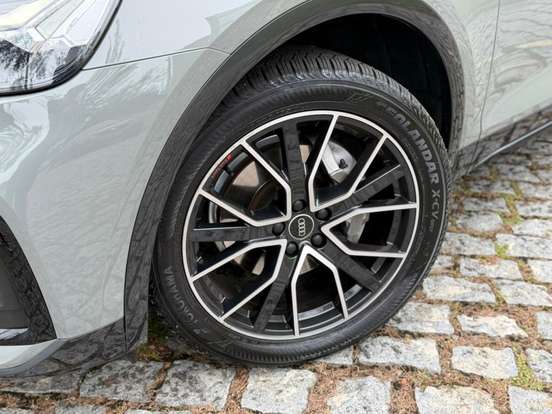 AUDI-Q5-2021