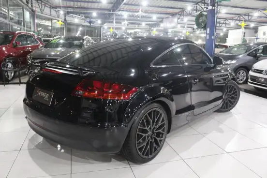 AUDI-TT-2010