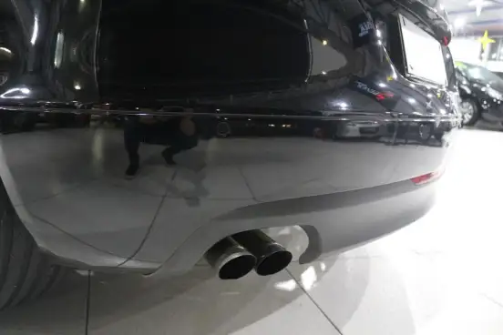 AUDI-TT-2010