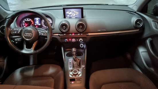 AUDI-A3-2018