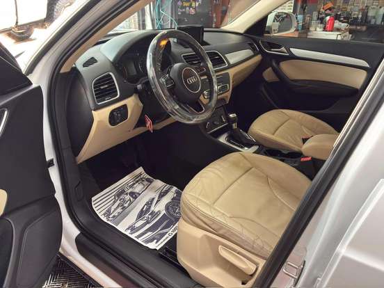 AUDI-Q3-2015
