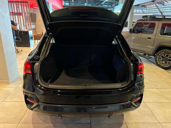 AUDI-Q3-2.0 40 TFSI GASOLINA PERFORMANCE BLACK QUATTRO TIPTRONIC AUDI-Q3-2022
