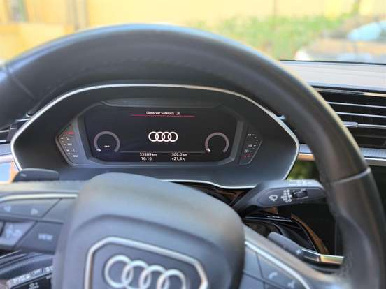 AUDI-Q3-2023
