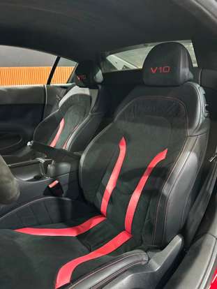 AUDI-R8-2010