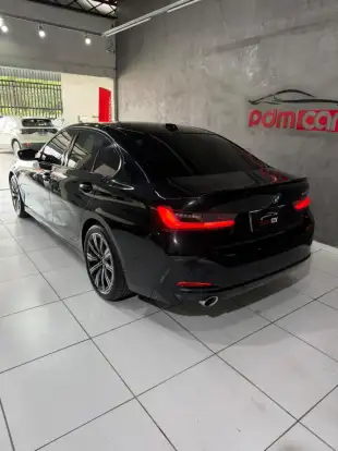 BMW-320i-2023
