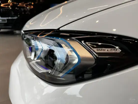 BMW-320i-2026