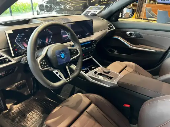 BMW-320i-2.0 16V TURBO FLEX M SPORT AUTOMÁTICO BMW-320i-2026