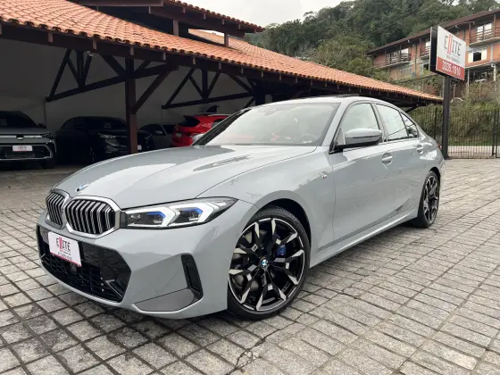 BMW 320i 2.0 16V TURBO FLEX M SPORT AUTOMÁTICO BMW 320i 2.0 16V TURBO FLEX M SPORT AUTOMÁTICO