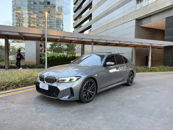 BMW 320i 2.0 16V TURBO FLEX M SPORT AUTOMÁTICO BMW 320i 2.0 16V TURBO FLEX M SPORT AUTOMÁTICO