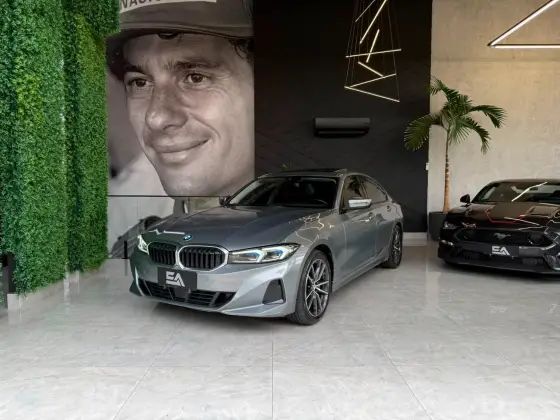 BMW 320i 2.0 16V TURBO FLEX SPORT GP AUTOMÁTICO BMW 320i 2.0 16V TURBO FLEX SPORT GP AUTOMÁTICO