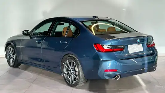 BMW-320i-2025
