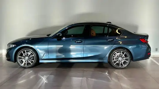 BMW-320i-2025