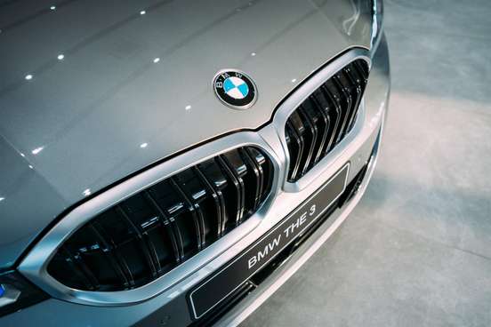 BMW-320i-2026