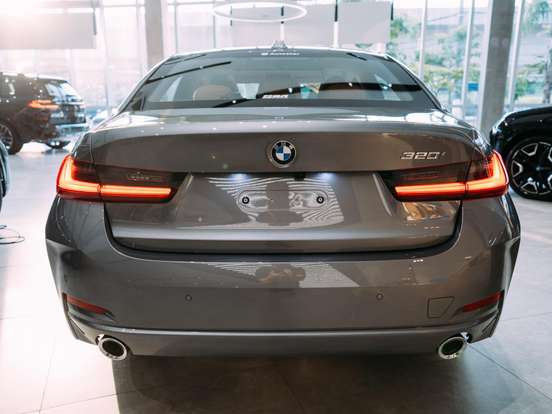BMW-320i-2.0 16V TURBO FLEX SPORT GP AUTOMÁTICO BMW-320i-2026