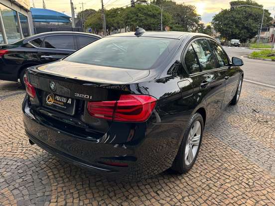 BMW-320i-2016
