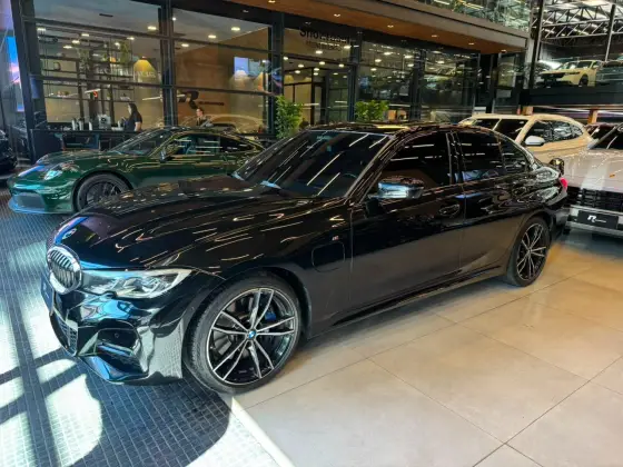 BMW 330e 2.0 16V TURBO HÍBRIDO M SPORT AUTOMÁTICO BMW 330e 2.0 16V TURBO HÍBRIDO M SPORT AUTOMÁTICO