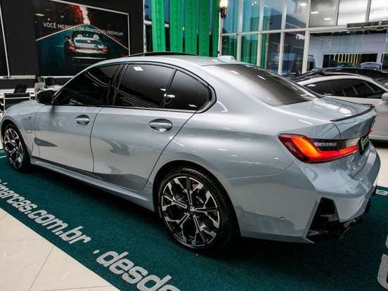 BMW-330e-2.0 16V TURBO HÍBRIDO M SPORT AUTOMÁTICO BMW-330e-2025