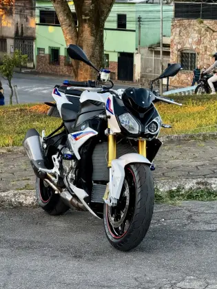 BMW F 800 GS BMW F 800 GS