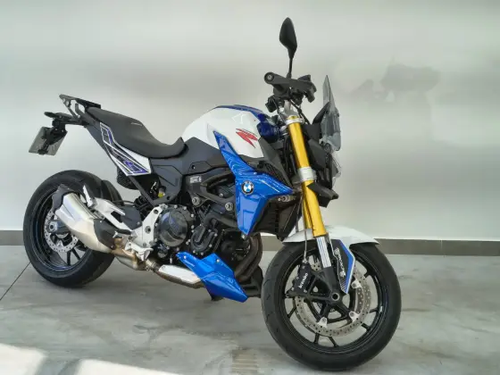 BMW F 900 R SPORT PLUS BMW F 900 R SPORT PLUS