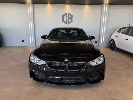 BMW-M4-2015